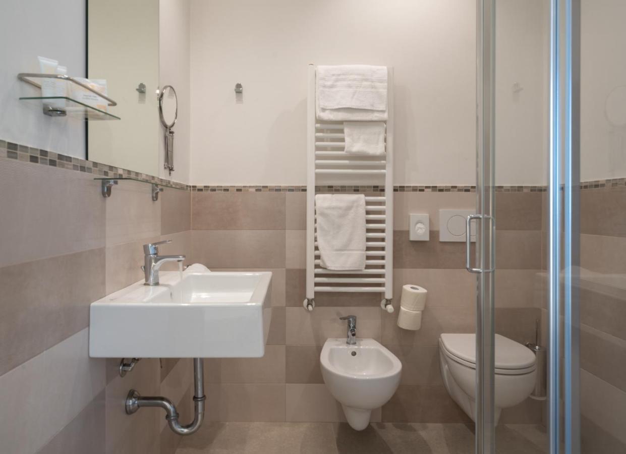 Hotel Bristol Cattolica Zewnętrze zdjęcie