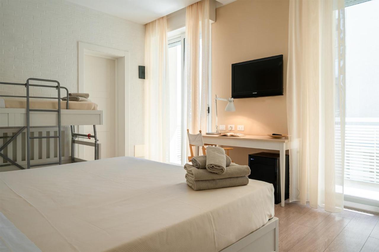 Hotel Bristol Cattolica Zewnętrze zdjęcie