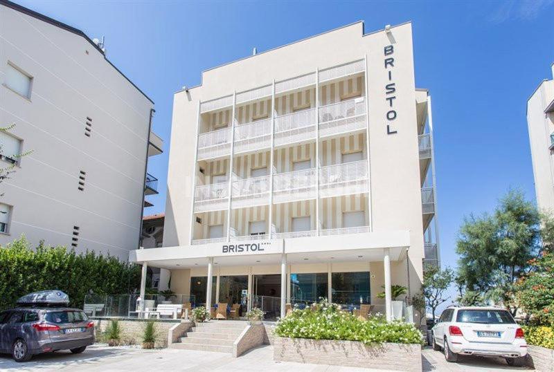 Hotel Bristol Cattolica Zewnętrze zdjęcie