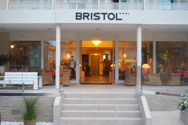 Hotel Bristol Cattolica Zewnętrze zdjęcie